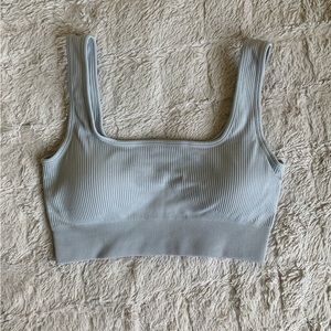Athletic Scoop Neck Suppression Tank